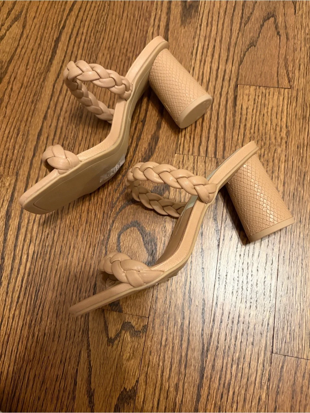 NWOT Dolce Vita Womens Braided Slide Sandals - Tan